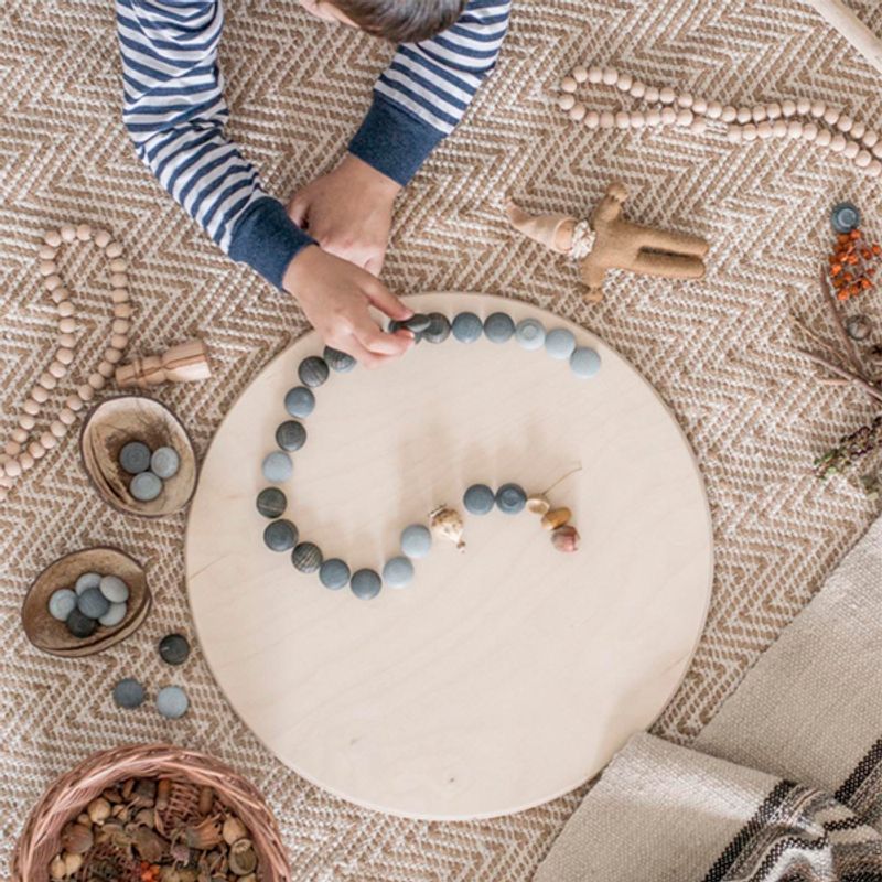 Grapat mandala grå steiner